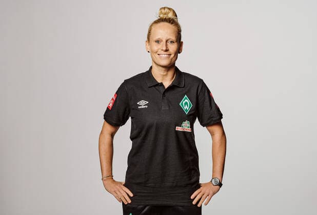 Portraitstermin Werder Bremen Laura Kersting (Physiotherapeutin SV Werder Bremen) ; Werder Bremen; 1.BL, Porträttermin 2020 2021
