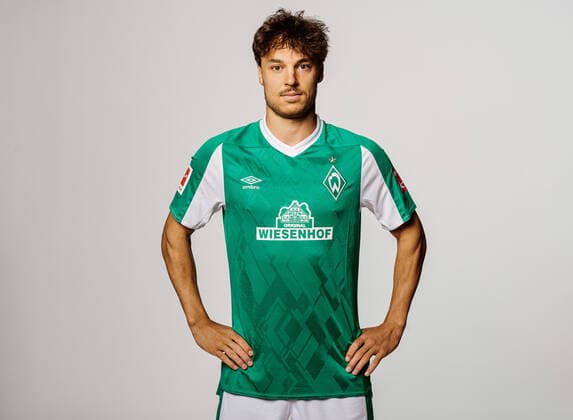 Portraitstermin Werder Bremen Simon Straudi (Werder Bremen 26) ; Werder Bremen; 1.BL, Porträttermin 2020 2021