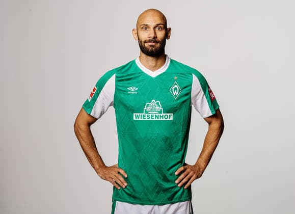 Portraitstermin Werder Bremen Ömer Oemer Toprak (Werder Bremen 21); Werder Bremen; 1.BL, Porträttermin 2020 2021