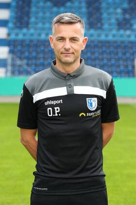 Mannschaftsarzt Oliver Poranzke (1. FC Magdeburg) - 3. Liga Saison 2020-2021 3. Liga Portraittermin 2020 2021 offizieller Fototermin 1. FC Magdeburg in der MDCC Arena in Magdeburg - Porträt, Portrait,Deutschland, Fussball, Mann, Maenner,GER,10.09.2020