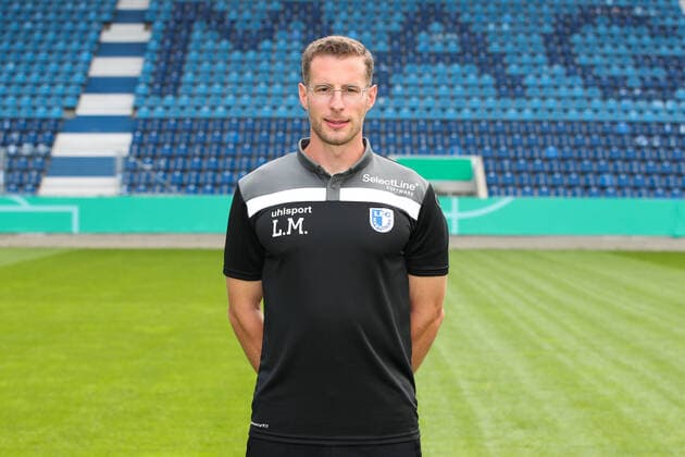 Athletiktrainer Lars Mertelmeyer (1. FC Magdeburg) - 3. Liga Saison 2020-2021 3. Liga Portraittermin 2020 2021 offizieller Fototermin 1. FC Magdeburg in der MDCC Arena in Magdeburg - Porträt, Portrait,Deutschland, Fussball, Mann, Maenner,GER,10.09.2020