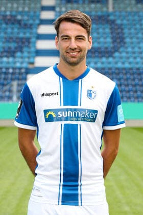 Christian Beck (1. FC Magdeburg,11) - 3. Liga Saison 2020-2021 3. Liga Portraittermin 2020 2021 offizieller Fototermin 1. FC Magdeburg in der MDCC Arena in Magdeburg - Porträt, Portrait,Deutschland, Fussball, Mann, Maenner,GER,10.09.2020