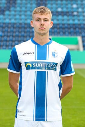 Nico Mai (1. FC Magdeburg,21) - 3. Liga Saison 2020-2021 3. Liga Portraittermin 2020 2021 offizieller Fototermin 1. FC Magdeburg in der MDCC Arena in Magdeburg - Porträt, Portrait,Deutschland, Fussball, Mann, Maenner,GER,10.09.2020