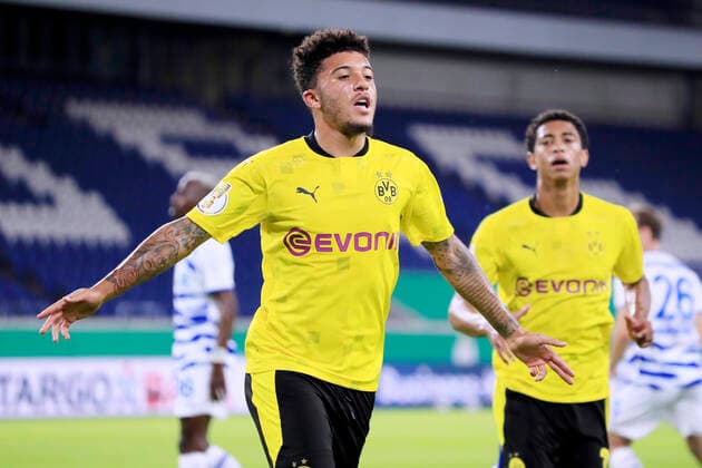 SANCHO Jadon Team BVB jubelt nach seinem Tor zum 0 : 1 mit BELLINGHAM Jude DFB Pokal Saison 2020-2021 1.Runde Spiel MSV Duisburg - BVB 0 : 5 am 14. September 2020 in Duisburg DFL REGULATIONS PROHIBIT ANY USE OF PHOTOGRAPHS as IMAGE SEQUENCES and or QUASI-VIDEO *** SANCHO Jadon Team BVB cheers after his goal for 0 1 with BELLINGHAM Jude DFB Pokal Season 2020 2021 1 Round Match MSV Duisburg BVB 0 5 on 14 September 2020 in Duisburg DFL REGULATIONS PROHIBIT ANY USE OF PHOTOGRAPHS as IMAGE SEQUENCES and or QUASI VIDEO