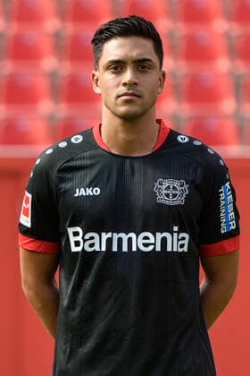 Nadiem Amiri; Bayer Leverkusen; 1.BL, Porträttermin 2020 2021 Leverkusen NRW Deutschland
