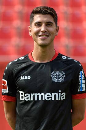 Exequiel Palacios; Bayer Leverkusen; 1.BL, Porträttermin 2020 2021 Leverkusen NRW Deutschland