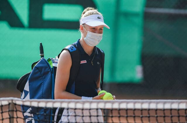 16.09.2020, xpsx, Tennis ITF-Turnier TC Bruchkoebel, v.l. Celine Naef (Schweiz SUI) Bruchkoebel Hessen Deutschland (DEU)