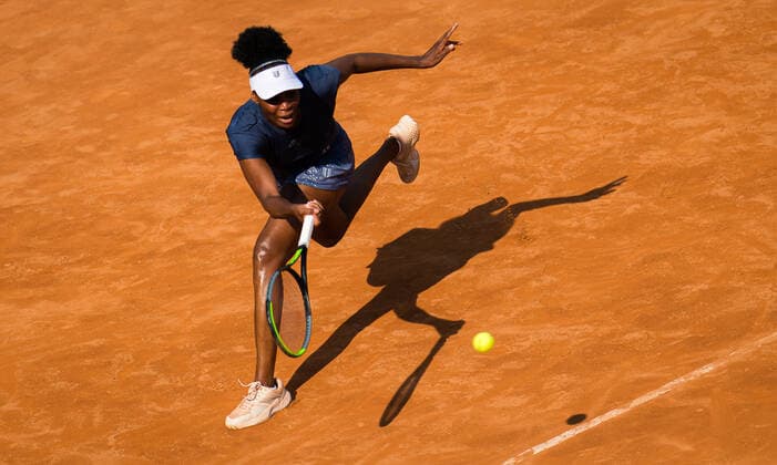 September 16, 2020, Rome, ITALY: Venus Williams of the United States in action during her first-round match at the 2020 Internazionali BNL d Italia WTA, Tennis Damen Premier 5 tennis tournament against Victoria Azarenka of Belarus Rome ITALY - ZUMAa181 20200916_zaa_a181_080 Copyright: xRobxPrangex