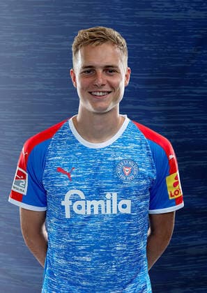 Finn Porath (KSV, 27), Holstein Kiel; 2. BL, Porträttermin 2020 2021, Fußball, Männer, 17.09.2020, Foto Holstein Kiel via HOLSTEINOFFICE POOL Kiel NLZ Projendorf Kiel Germany