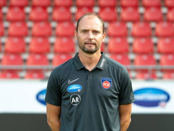Alexander Raaf, 1. FC Heidenheim 1846, 2. Bundesliga, Portraettermin, Saison 2020 2021, 17.09.2020, DFB DFL regulations prohibit any use of photographs as image sequences and or quasi-video., 1. FC Heidenheim 1846, 2. Bundesliga, Portraettermin, Freisteller, Shooting, Saison 2020 2021, 17.09.2020 Heidenheim Copyright: xEibner-Pressefoto SaschaxWaltherx EP_swa