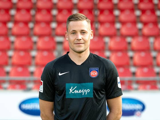 Vitus Eicher (FC Heidenheim, 22), 1. FC Heidenheim 1846, 2. Bundesliga, Portraettermin, Saison 2020 2021, 17.09.2020, DFB DFL regulations prohibit any use of photographs as image sequences and or quasi-video., 1. FC Heidenheim 1846, 2. Bundesliga, Portraettermin, Freisteller, Shooting, Saison 2020 2021, 17.09.2020 Heidenheim Copyright: xEibner-Pressefoto SaschaxWaltherx EP_swa