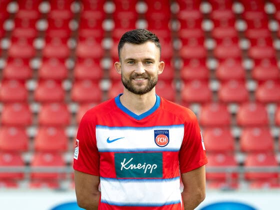 Denis Thomalla (FC Heidenheim, 11), 1. FC Heidenheim 1846, 2. Bundesliga, Portraettermin, Saison 2020 2021, 17.09.2020, DFB DFL regulations prohibit any use of photographs as image sequences and or quasi-video., 1. FC Heidenheim 1846, 2. Bundesliga, Portraettermin, Freisteller, Shooting, Saison 2020 2021, 17.09.2020 Heidenheim Copyright: xEibner-Pressefoto SaschaxWaltherx EP_swa