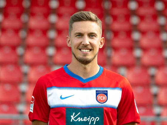 K. Kerschbaumer (FC Heidenheim, 27), 1. FC Heidenheim 1846, 2. Bundesliga, Portraettermin, Saison 2020 2021, 17.09.2020, DFB DFL regulations prohibit any use of photographs as image sequences and or quasi-video., 1. FC Heidenheim 1846, 2. Bundesliga, Portraettermin, Freisteller, Shooting, Saison 2020 2021, 17.09.2020 Heidenheim Copyright: xEibner-Pressefoto SaschaxWaltherx EP_swa