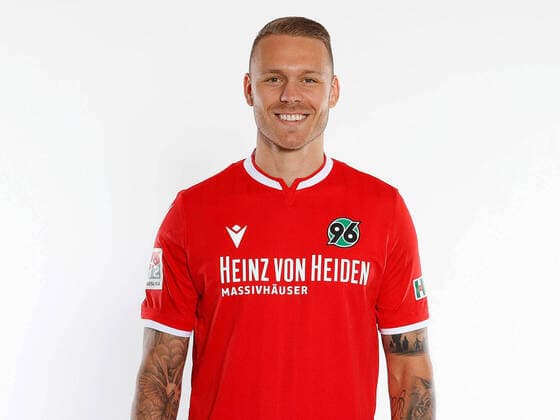 Hannover 96 Porträttermin 2020, Hannover, 2. Liga, Einzelportraits von Hannover 96, im Bild Marcel Franke (28, Hannover) +++POOLFOTOS HANNOVER 96 via Joachim Sielski+++ Hannover Niedersachsen Deutschland