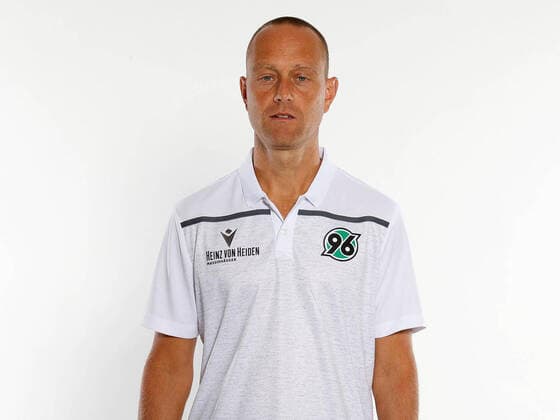 Hannover 96 Porträttermin 2020, Hannover, 2. Liga, Einzelportraits von Hannover 96, im Bild Timo Rosenberg (Athletiktrainer, Hannover) +++POOLFOTOS HANNOVER 96 via Joachim Sielski+++ Hannover Niedersachsen Deutschland