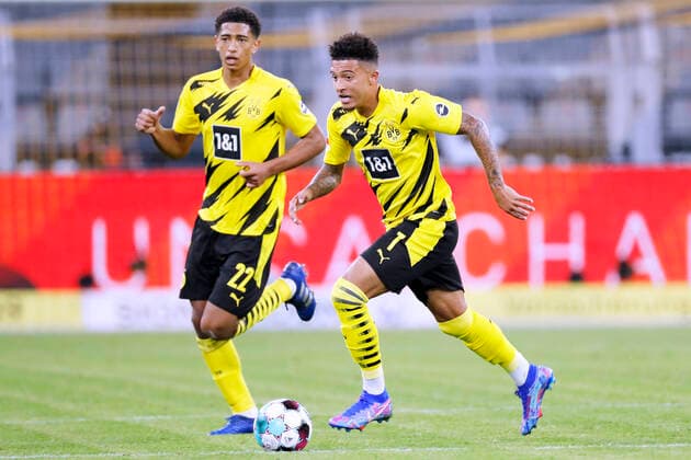 SANCHO Jadon mit BELLINGHAM Jude Team BVB Fussball Bundesliga Saison 2020-2021 Spiel BVB - Borussia Moenchengladbach 3 : 0 am 19. September in Dortmund DFL REGULATIONS PROHIBIT ANY USE OF PHOTOGRAPHS as IMAGE SEQUENCES and or QUASI-VIDEO *** SANCHO Jadon with BELLINGHAM Jude Team BVB Fussball Bundesliga Season 2020 2021 Game BVB Borussia Moenchengladbach 3 0 on 19 September in Dortmund DFL REGULATIONS PROHIBIT ANY USE OF PHOTOGRAPHS as IMAGE SEQUENCES and or QUASI VIDEO