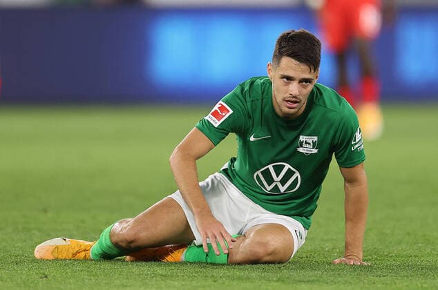 Josip Brekalo (VfL Wolfsburg) DFL REGULATIONS PROHIBIT ANY USE OF PHOTOGRAPHS AS IMAGE SEQUENCES AND OR QUASI-VIDEO. *** Josip Brekalo VfL Wolfsburg DFL REGULATIONS PROHIBIT ANY USE OF PHOTOGRAPHS AS IMAGE SEQUENCES AND OR QUASI VIDEO