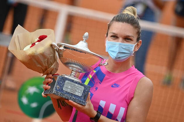 Bilder des Jahres 2020, Sport 09 September Sport Themen der Woche KW39 Sport Bilder des Tages Photo Alfredo Falcone - LaPresse 21 09 2020 Roma (Italy) Tennis Karolina Pliskova (CZE) vs Simona Halep (ROU) women s final Internazionali BNL d Italia 2020 In the pic:Simona Halep  Copyright: xAlfredoxFalcone LaPressex