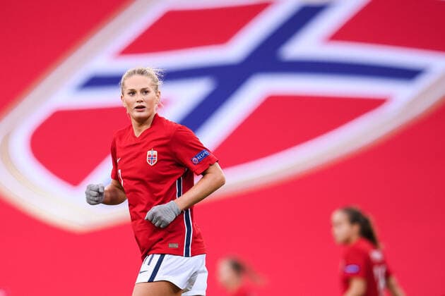 Fußball, Frauen, EM Kader 2022, Nationalteam Norwegen 200922 Lisa-Marie Karlseng Utland of Norway during the UEFA Women s EURO Qualifier, EM, Europameisterschaft football match between Norway and Wales on September 22, 2020 in Oslo. Photo: Vegard Wivestad Grott BILDBYRAN kod VG VG0043 bbeng fotboll football fotball soccer UEFA EURO, EM, Europameisterschaft,Fussball qualifier em-kvalifisering kvinner em-kvalik em-kval landskamp norge norway wales dam Copyright: VEGARDxWIVESTADxGRoTT BB200922VG030