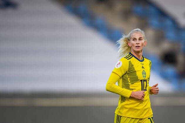200922 Sofia Jakobsson of Sweden during the UEFA Women s EURO Qualifier, EM, Europameisterschaft football match between Iceland and Sweden on September 22, 2020 in Reykjavik. Photo: Maxim ThorÃ BILDBYRAN kod MT MT0041 fotboll football soccer fotball em-kval kval uefa women s euro qualifier qualifier iceland sverige sweden dam bbeng Copyright: MAXIMxTHORE BB200922BB964