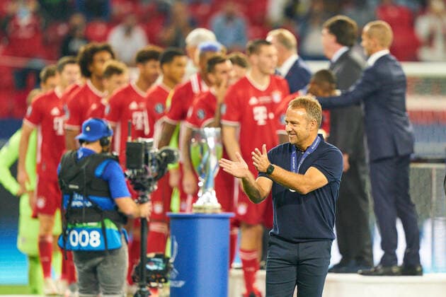 Budapest, Hungary, 24th September 2020. Celebration with trophy Trainer Hansi FLICK (FCB), team manager, headcoach, coach, in the Final UEFA Supercup match FC BAYERN MUENCHEN - FC SEVILLA 2-1 in Season 2019 2020, FCB, Munich,