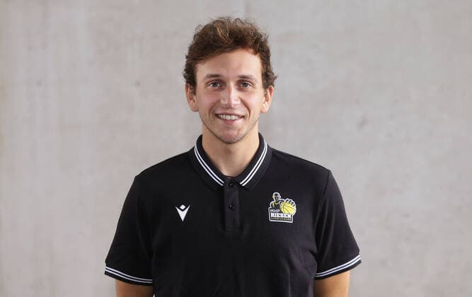 Ludwigsburg , Basketball Fototermin MHP Riesen Ludwigsburg , Yannick Rohatsch ( Team-Manager )