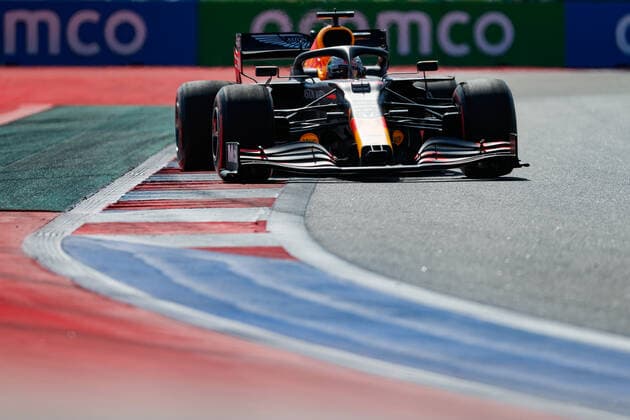 Motorsports: FIA Formula One World Championship, WM, Weltmeisterschaft 2020, Grand Prix of Russia 33 VERSTAPPEN Max (nld), Aston Martin Red Bull Racing Honda RB16, action during the Formula 1 VTB Russian Grand Prix 2020, from September 25 to 27, 2020 on the Sochi Autodrom, in Sochi, Russia