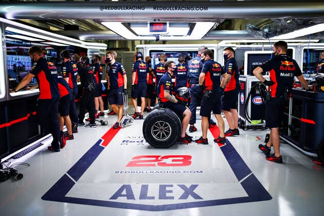 Motorsports: FIA Formula One World Championship, WM, Weltmeisterschaft 2020, Grand Prix of Russia Motorsports: FIA Formula One World Championship 2020, Grand Prix of Russia, 23 Alexander Albon (THA, Aston Martin Red Bull Racing),