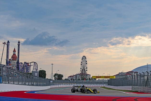 Motorsports: FIA Formula One World Championship, WM, Weltmeisterschaft 2020, Grand Prix of Russia Motorsports: FIA Formula One World Championship 2020, Grand Prix of Russia, 3 Daniel Ricciardo (AUS, Renault DP World F1 Team),