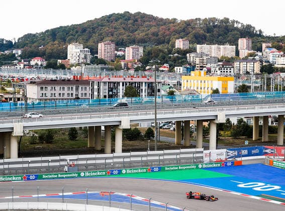 FORMULA 1 VTB RUSSIAN GRAND PRIX 2020 26.09.2020, Sochi Autodrom, Sochi, FORMULA 1 VTB RUSSIAN GRAND PRIX 2020 , im Bild Alexander Albon (GBR 23), Aston Martin Red Bull Racing