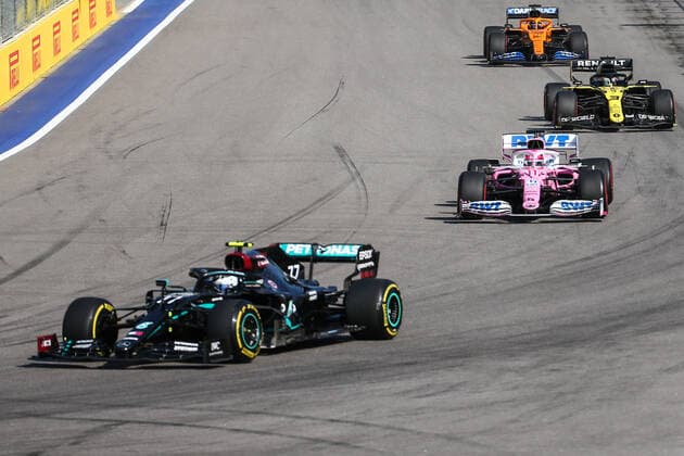 SOCHI, RUSSIA - SEPTEMBER 27, 2020: Pilots compete in the 2020 Formula One Russian Grand Prix at the Sochi Autodrom racing circuit. Dmitry Feoktistov TASS  TS0E89DE