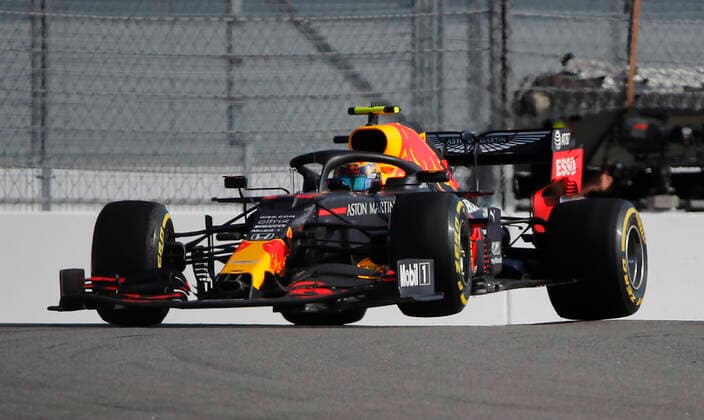 Motorsports: FIA Formula One World Championship, WM, Weltmeisterschaft 2020, Grand Prix of Russia Motorsports: FIA Formula One World Championship 2020, Grand Prix of Russia, 23 Alexander Albon (THA, Aston Martin Red Bull Racing),