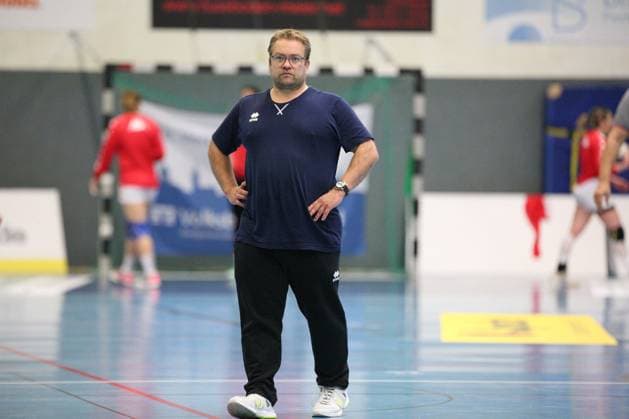 Steffen Birkner (Trainer HSG Blomberg-Lippe) GER, Handball, 1. Bundesliga Frauen, HSG Blomberg-Lippe gegen 1. FSV Mainz 05, 27.09.2020 Blomberg Copyright: xStrohdiekx Eibner-Pressefotox EP_jsk