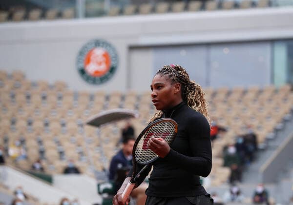 (200928) -- PARIS, Sept. 28, 2020 -- Serena Williams of the United States reacts during the women s singles first round match against Kristie Ahn of the United States at French Open tennis tournament 2020 at Roland Garros in Paris, France, Sept. 28, 2020. ) (SP)FRANCE-PARIS-TENNIS-ROLAND GARROS-FRENCH OPEN-DAY 2 GaoxJing 