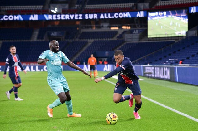 07 KYLIAN MBAPPE (PSG) FOOTBALL : Paris SG vs Angers - Ligue 1 Uber Eats - 02 10 2020 FEP Panoramic 