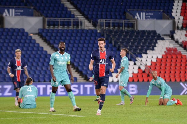 JOIE - 23 JULIAN DRAXLER (PSG) FOOTBALL : Paris SG vs Angers - Ligue 1 Uber Eats - 02 10 2020 FEP Panoramic 