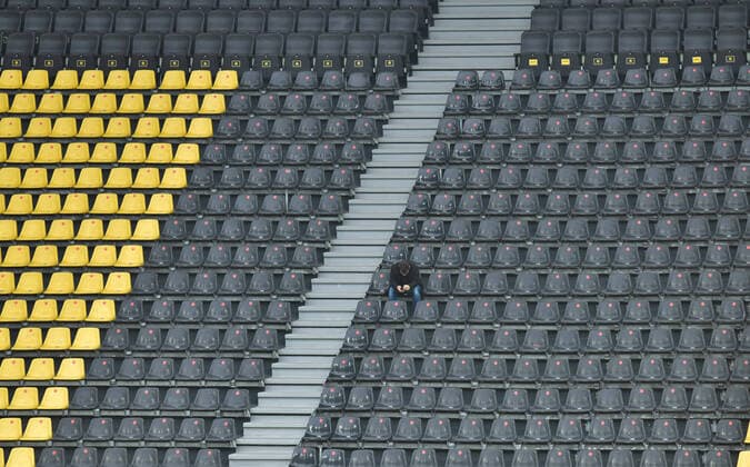 03.10.2020, xblx, Fussball 1.Bundesliga, Borussia Dortmund - SC Freiburg emspor, v.l. Fans, Zuschauer, Tribuene (DFL DFB REGULATIONS PROHIBIT ANY USE OF PHOTOGRAPHS as IMAGE SEQUENCES and or QUASI-VIDEO) Dortmund *** 03 10 2020, xblx, Fussball 1 Bundesliga, Borussia Dortmund SC Freiburg emspor, v l Fans, spectators, tribune DFL DFB REGULATIONS PROHIBIT ANY USE OF PHOTOGRAPHS as IMAGE SEQUENCES and or QUASI VIDEO Dortmund