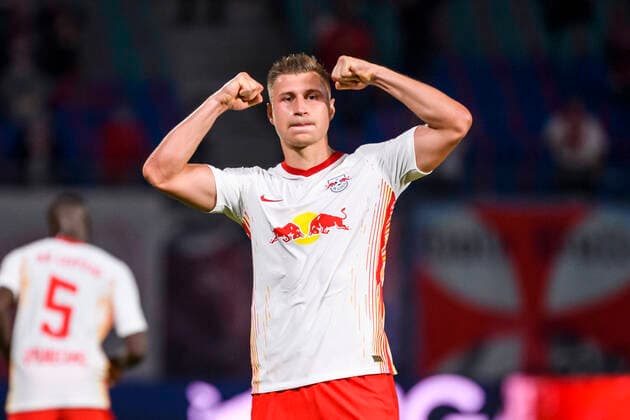 Sport Bilder des Tages 03.10.2020, xkvx, Fussball 1.Bundesliga, RB Leipzig - FC Schalke 04 emspor, v.l. Torjubel, Goal celebration, celebrate the goal zum 3:0 durch Willi Orban (RB Leipzig) (DFL DFB REGULATIONS PROHIBIT ANY USE OF PHOTOGRAPHS as IMAGE SEQUENCES and or QUASI-VIDEO) Leipzig *** 03 10 2020, xkvx, Fussball 1 Bundesliga, RB Leipzig FC Schalke 04 emspor, v l Goal celebration, celebrate the goal of 3 0 by Willi Orban RB Leipzig DFL DFB REGULATIONS PROHIBIT ANY USE OF PHOTOGRAPHS as IMAGE SEQUENCES and or QUASI VIDEO Leipzig