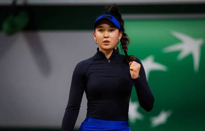 Bilder des Jahres 2020, Sport 10 Oktober Sport Themen der Woche KW40 Sport Bilder des Tages October 4, 2020, Paris, FRANCE: Eva Lys of Germany in action during the Juniors competition at the 2020 Roland Garros Grand Slam tennis tournament Paris FRANCE - ZUMAa181 20201004_zaa_a181_589 Copyright: xRobxPrangex
