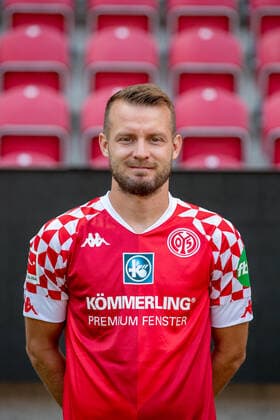 Deutschland - Rheinland-Pfalz - Mainz - 16.08.2020 Fußball - Media-Day - Herren Saison 2020 2021 1. FSV Mainz 05 Daniel Brosinski (FSV Mainz 05) , Mainz Rheinland-Pfalz Deutschland Opel Arena
