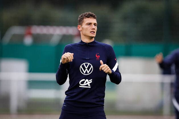Benjamin Pavard ( France ) - FOOTBALL : Entrainement de l equipe de France au CNF - Clairefontaine - 06 10 2020 FedericoPestellini Panoramic 