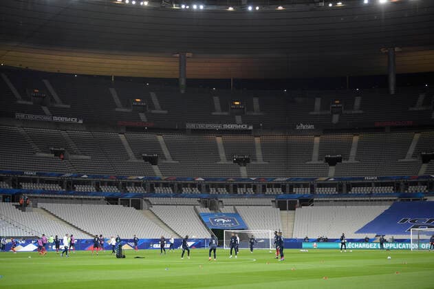echauffement des joueurs de l equipe de France FOOTBALL : France vs Ukraine - Match Amical - Paris 07 10 2020 JBAutissier Panoramic 
