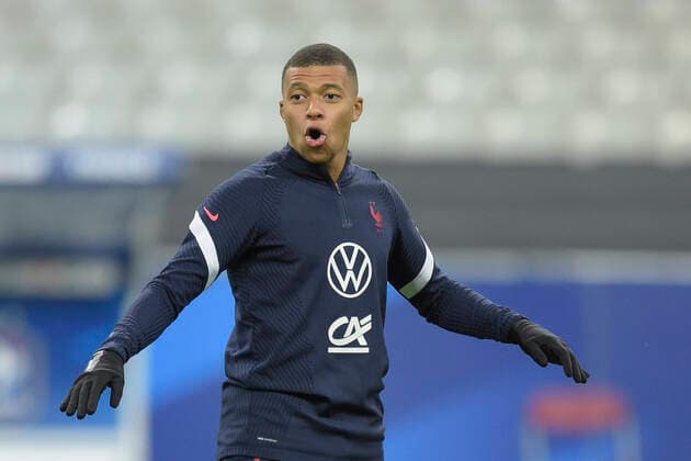 echauffement des joueurs de l equipe de France MBAPPE KYLIAN (France) FOOTBALL : France vs Ukraine - Match Amical - Paris 07 10 2020 JBAutissier Panoramic 