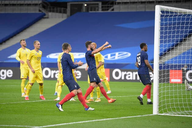Joie des joueurs de l Equipe de France apres le but de GIROUD OLIVIER (France) FOOTBALL : France vs Ukraine - Match Amical - Paris 07 10 2020 JBAutissier Panoramic 