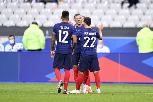JOIE - FAIR PLAY - 10 KYLIAN MBAPPE (FRA) FOOTBALL : France vs Ukraine - Match Amical - 07 10 2020 FEP Panoramic 