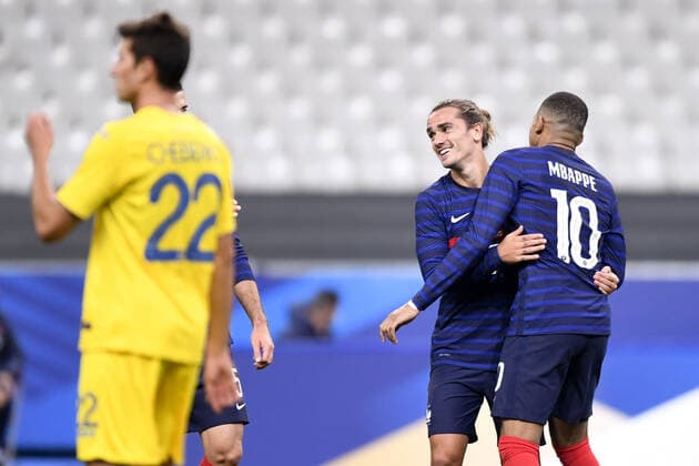 JOIE - FAIR PLAY - 07 ANTOINE GRIEZMANN (FRA) FOOTBALL : France vs Ukraine - Match Amical - 07 10 2020 FEP Panoramic 
