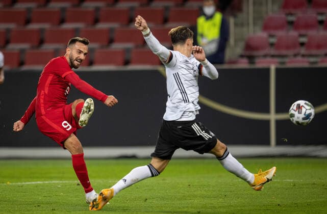Kenan Karaman (TK) Deutschland - Türkei DFB Nationalmannschaft 07.10.2020, Fussball, 1. Bundesliga, Saison 2020 21 Foto: Moritz Müller Only for Editorial use *** Kenan Karaman TK Germany Turkey DFB National Team 07 10 2020, Football, 1 Bundesliga, Season 2020 21 Photo Moritz Müller Only for Editorial use