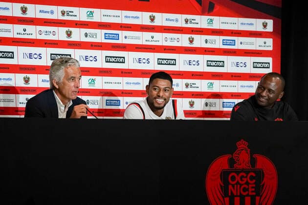 Jean Pierre Rivere (president de l OGC Nice) - Jeff Reine Adelaide (OGC Nice) - Patrick Vieira (entraineur de l OGC Nice) FOOTBALL : OGC Nice Presentation de Jeff Reine Adelaide - Nice - 08 10 2020 NorbertScanella PanoramiC 