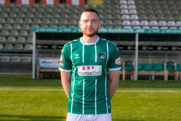 Tim Weissmann (Nr. 2, VfB Luebeck); VfB Lübeck, 3. Liga, Porträttermin 2020 2021 Lübeck Schleswig-Holstein Germany Dietmar-Scholze-Stadion an der L Copyright: xAgentur54GradFelixxKoenigx