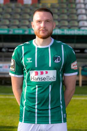 Tim Weissmann (Nr. 2, VfB Luebeck); VfB Lübeck, 3. Liga, Porträttermin 2020 2021 Lübeck Schleswig-Holstein Germany Dietmar-Scholze-Stadion an der L Copyright: xAgentur54GradFelixxKoenigx